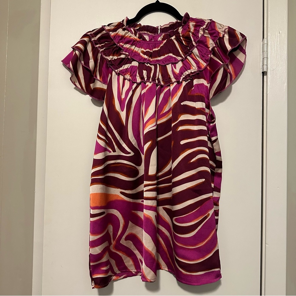 Bibi Showstopper Fuchsia Animal Print Flutter Sleeve Top size L - Picture 1 of 6